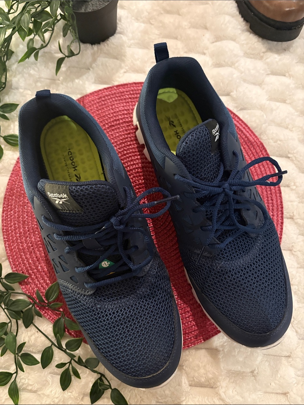 Reebok Men’s Navy Blue Mesh Steel Toe Sneakers